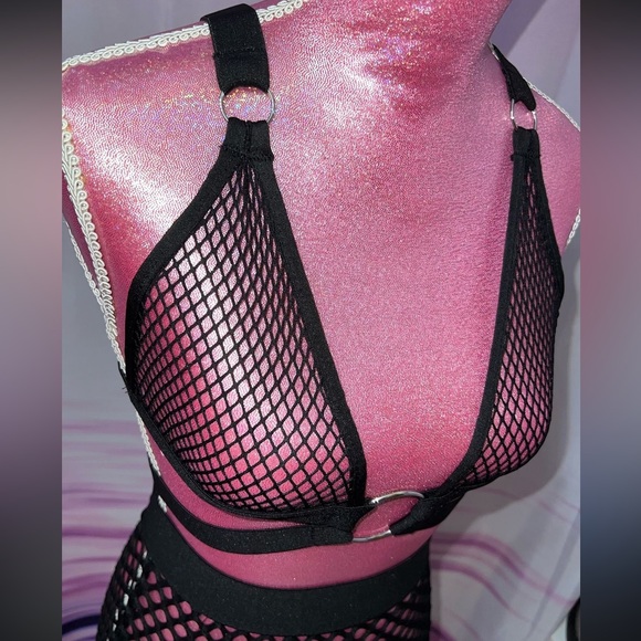 see through rave/festival fishnet halter top & skirt - Picture 3 of 4